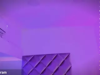 Malaia Hills's Live Sex Cam Show