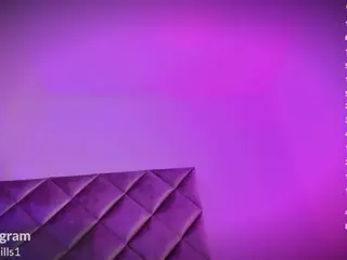 Malaia Hills's Live Sex Cam Show