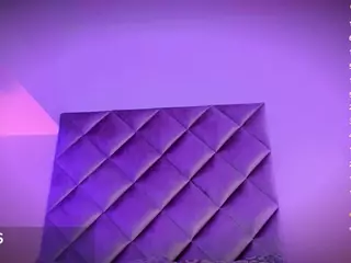 Malaia Hills's Live Sex Cam Show