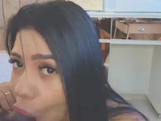 ginaakemi's Live Sex Cam Show