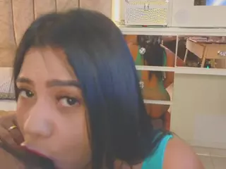 ginaakemi's Live Sex Cam Show