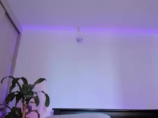 Cloe Deckers's Live Sex Cam Show