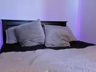 Cloe Deckers's Live Sex Cam Show
