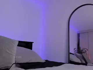 Cloe Deckers's Live Sex Cam Show