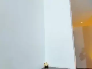 SARA BIG BOOBS's Live Sex Cam Show