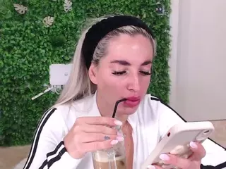 prettyelisabeth's Live Sex Cam Show