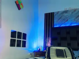 khloesmalls's Live Sex Cam Show