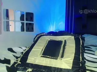khloesmalls's Live Sex Cam Show