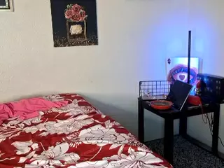 Red Rose La Cubana's Live Sex Cam Show