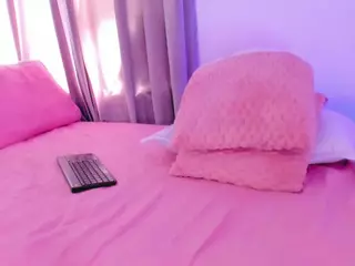 Hanna Cupper's Live Sex Cam Show