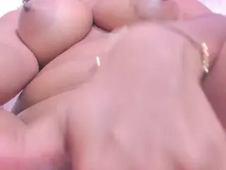 Hanna Cupper's Live Sex Cam Show