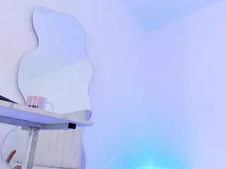 Camila Adams's Live Sex Cam Show