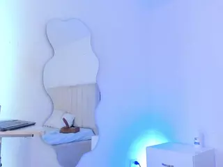 Camila Adams's Live Sex Cam Show