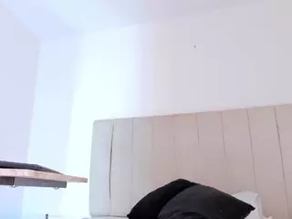 Camila Adams's Live Sex Cam Show