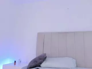 Camila Adams's Live Sex Cam Show