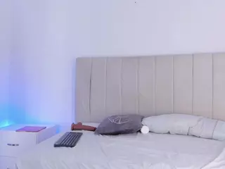 Camila Adams's Live Sex Cam Show