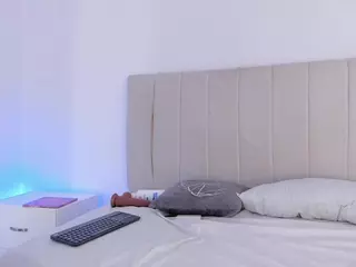 Camila Adams's Live Sex Cam Show