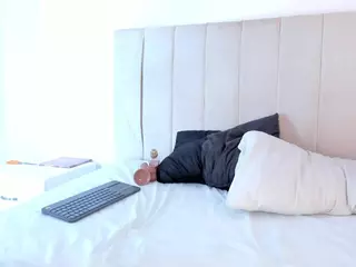 Camila Adams's Live Sex Cam Show