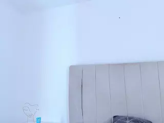 Camila Adams's Live Sex Cam Show