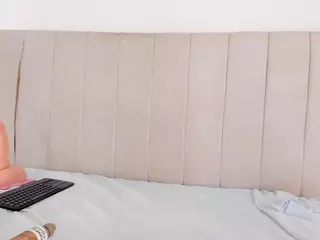 Camila Adams's Live Sex Cam Show