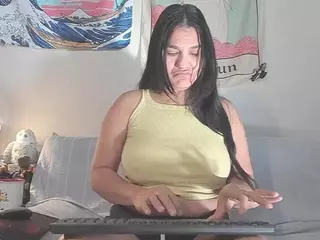 milkakaty's Live Sex Cam Show