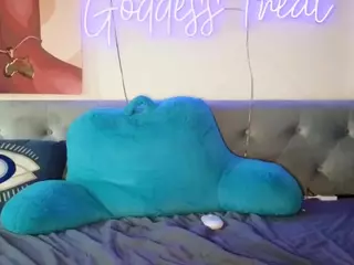 Goddess Treat's Live Sex Cam Show