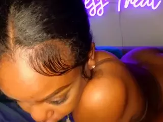 Goddess Treat's Live Sex Cam Show