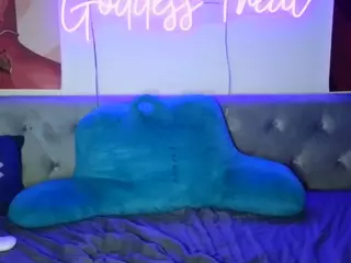 Goddess Treat's Live Sex Cam Show