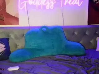 Goddess Treat's Live Sex Cam Show