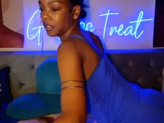 Goddess Treat's Live Sex Cam Show