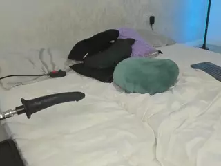 vampire-girl's Live Sex Cam Show