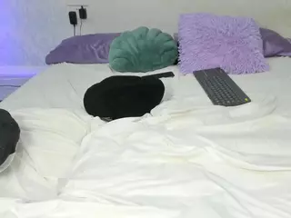 vampire-girl's Live Sex Cam Show