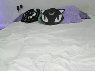 vampire-girl's Live Sex Cam Show