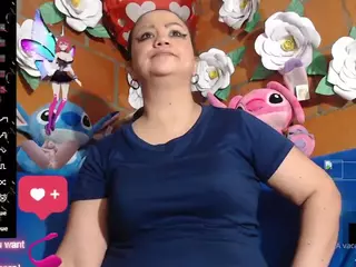 ingritbittch's Live Sex Cam Show