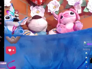 ingritbittch's Live Sex Cam Show