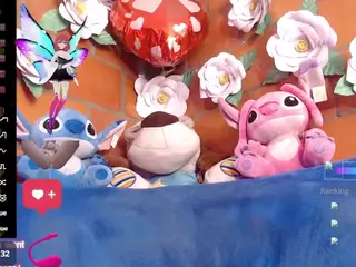 ingritbittch's Live Sex Cam Show