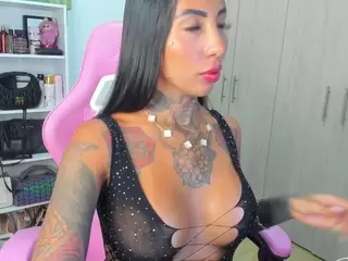 Antonia's Live Sex Cam Show
