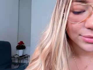 Ann's Live Sex Cam Show