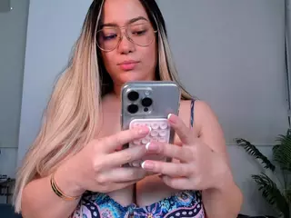 Ann's Live Sex Cam Show