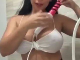 Alisson's Live Sex Cam Show