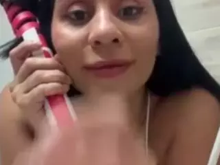 Alisson's Live Sex Cam Show