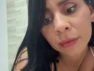 Alisson's Live Sex Cam Show