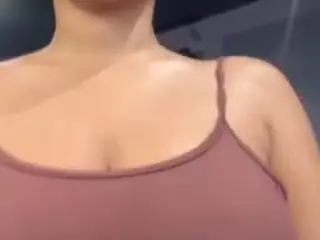 Alisson's Live Sex Cam Show