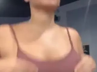 Alisson's Live Sex Cam Show