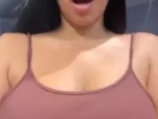 Alisson's Live Sex Cam Show
