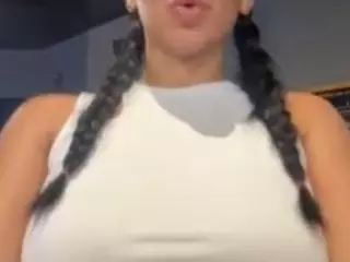 Alisson's Live Sex Cam Show