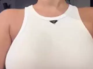 Alisson's Live Sex Cam Show