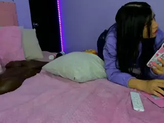 Shantall Jones's Live Sex Cam Show