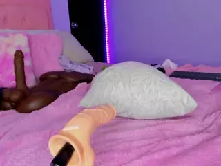 Shantall Jones's Live Sex Cam Show