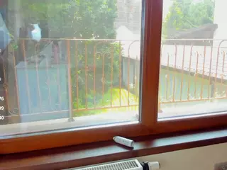 sassyt33n's Live Sex Cam Show